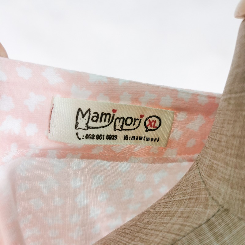 Mami Mori  ผ้าคลุมให้นมสีชมพูลายผีเสื้อสีขาว ใหม่ยังไม่เคยใช้งาน