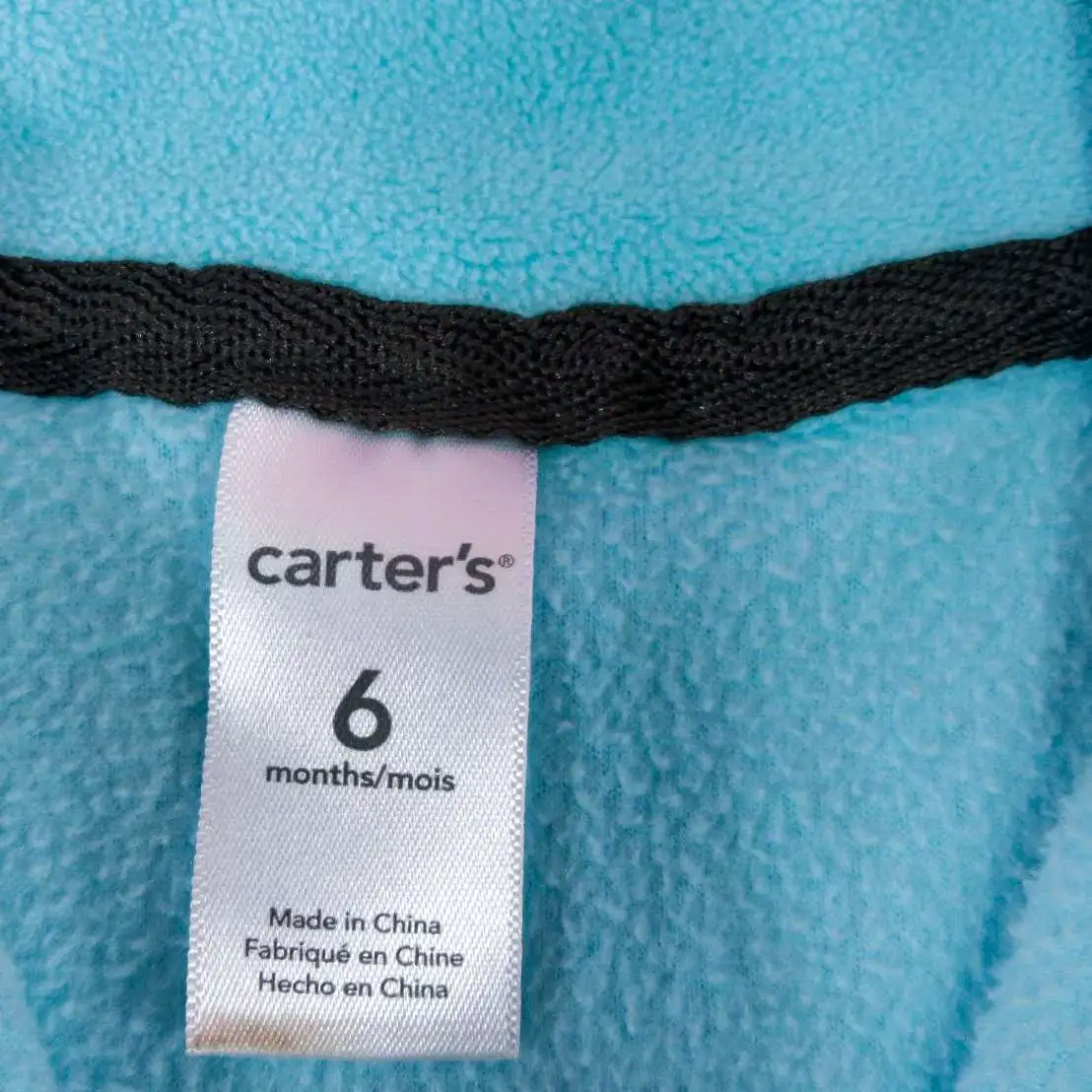  เสื้อกั๊กผ้าฟรีซกันหนาวของ​ carter's เบอร์​ 6  สีฟ้า