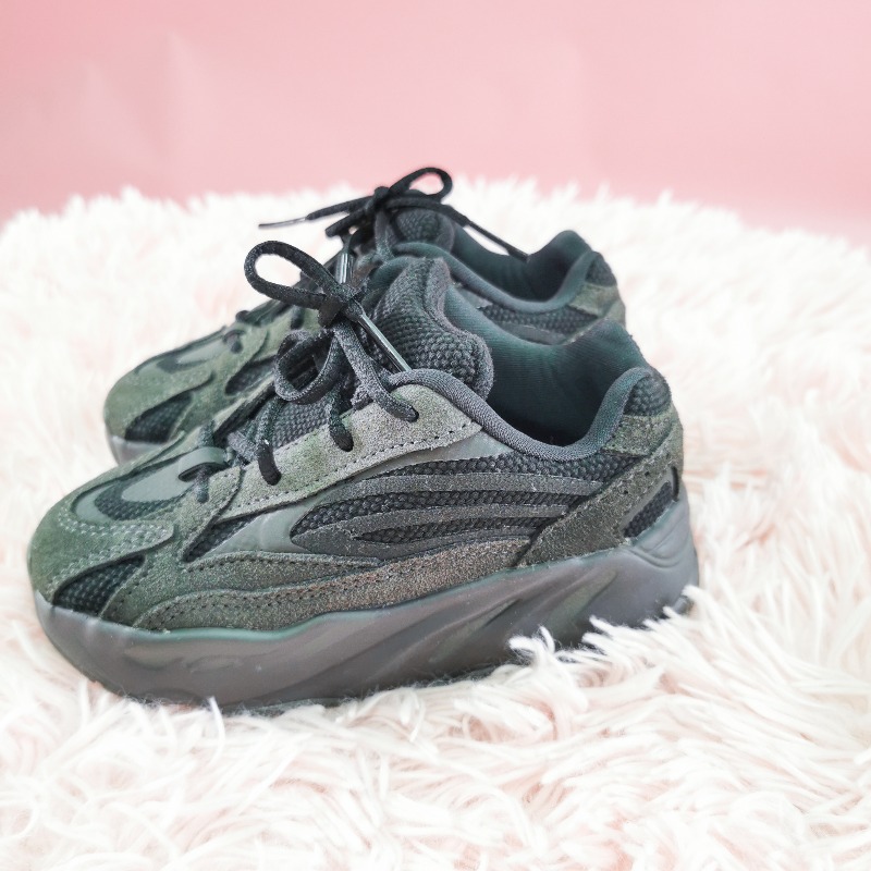 รองเท้าadidas originals Yeezy Boost 700 V2 Infant