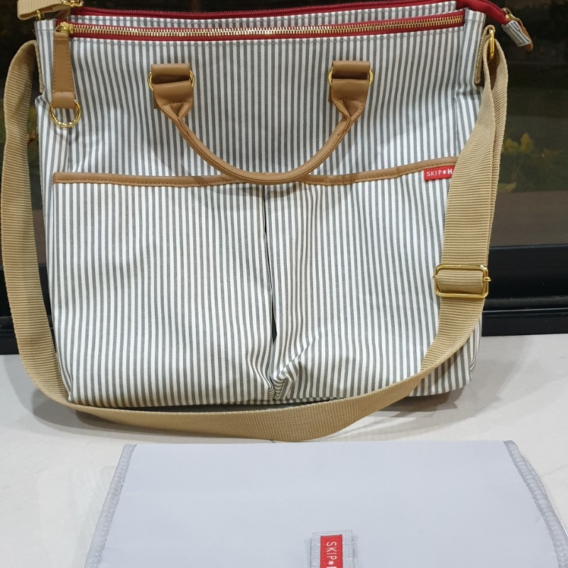 กระเป๋า skip hop duo special edition